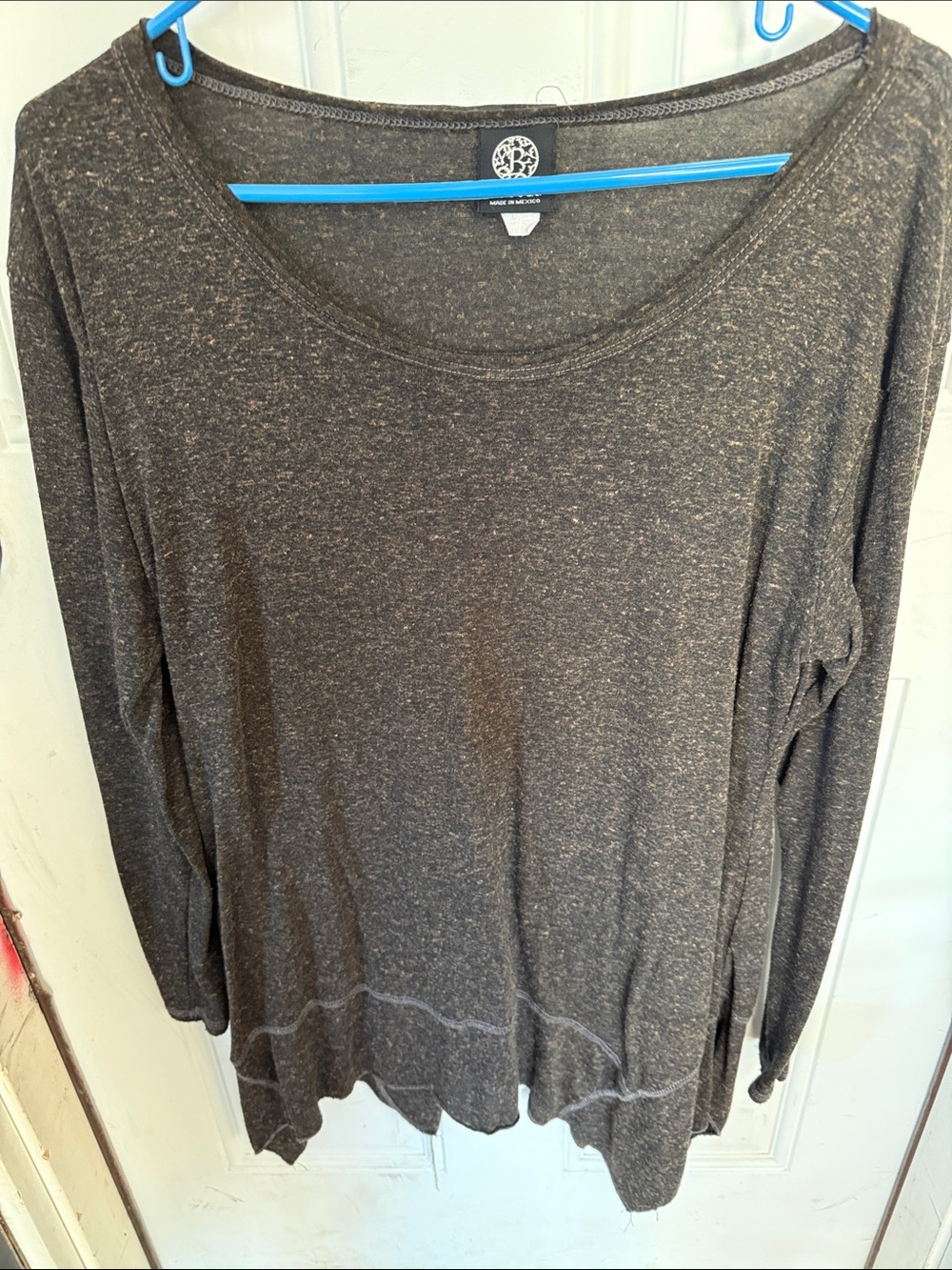 bobeau Brown/Black Heather Scoop Neck Long Sleeve Top - Dark Gray